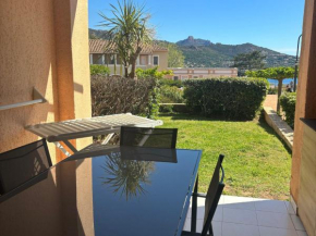 2 pièces RDJ climatisé avec accès piscine, tennis, golf et plus, proche Méditerranée et Massif de l'Estérel - FR-1-504-685